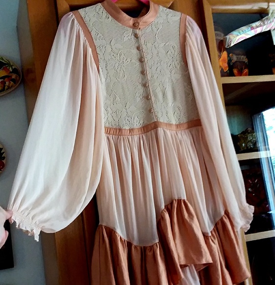 SOLD     FREE PEOPLE victorian layered lace tunic - Picture 3 of 5